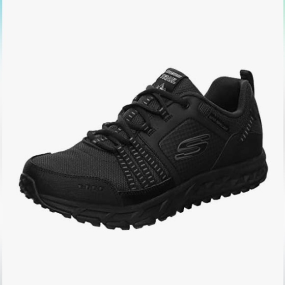 Skechers Black Athletic Shoes Sleek Low-Top Design ZIZE 11